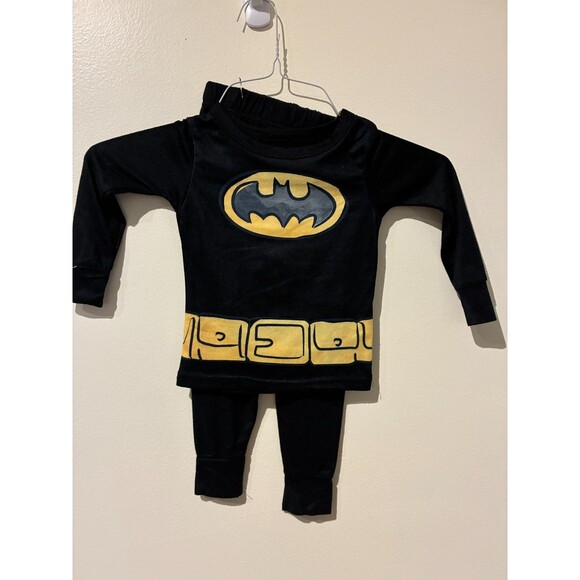 NWOT Batman Pajama Set - 3T - Picture 1 of 3